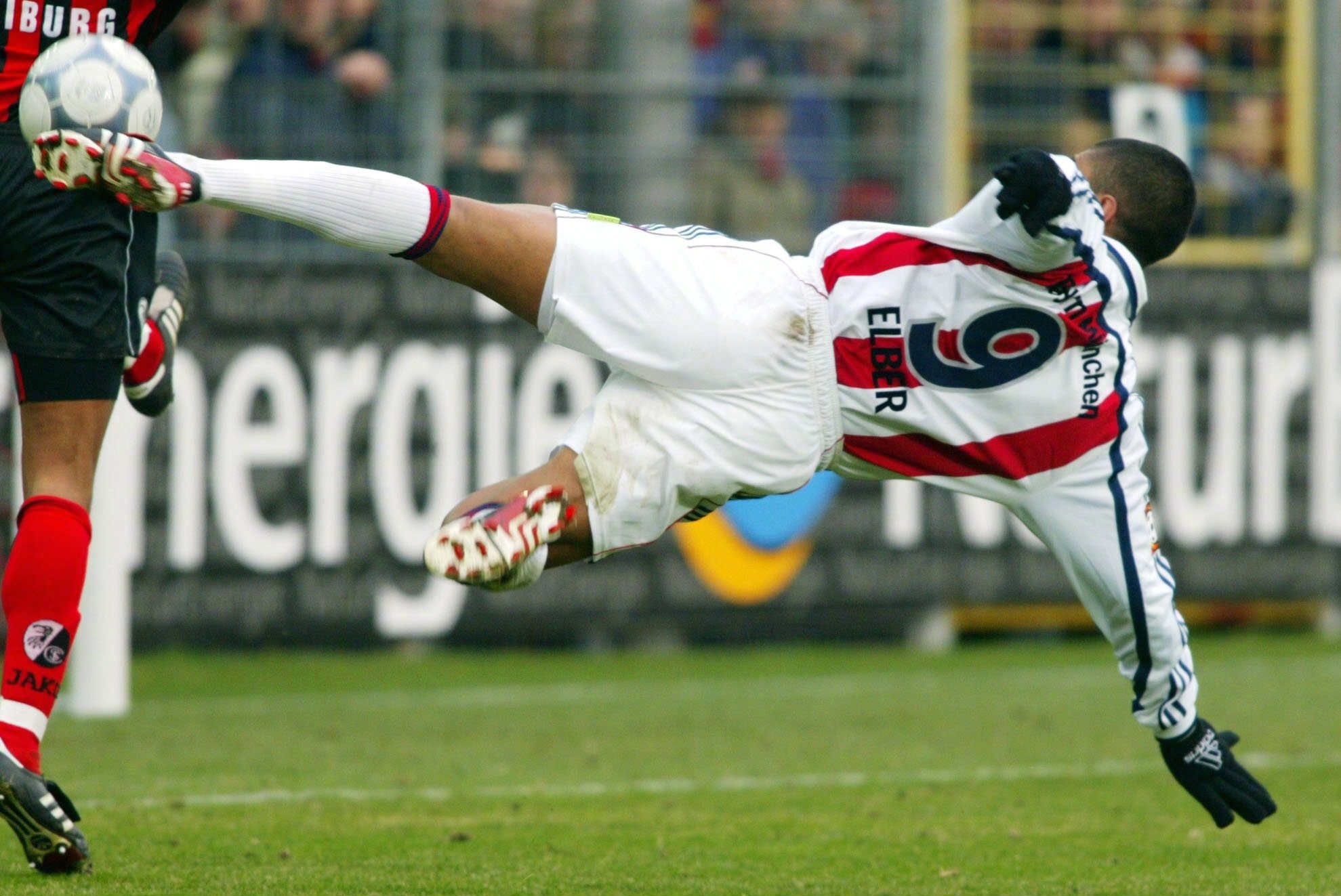 窗口期突围战来临，罗马围绕德甲远射贴柱，更衣室稳定，赛季目标并未改变 -天博网页版