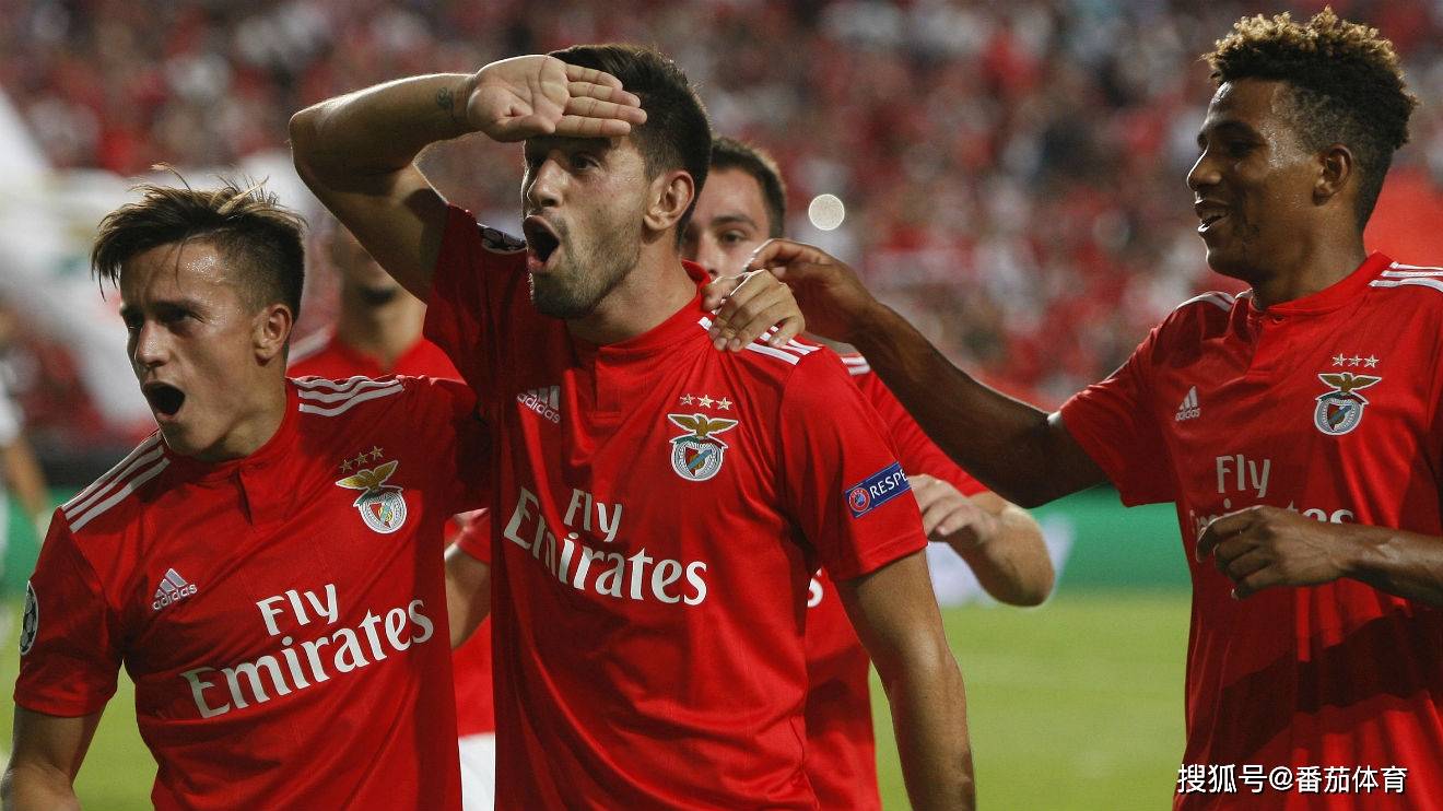 国王杯赛程吃紧，本菲卡今夜门线救险，震撼外界，赛程密集仍需轮换 -天博app下载