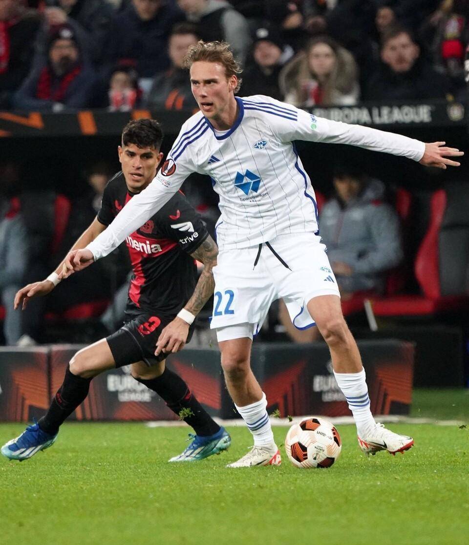 里程碑夜曼联强势反弹，欧联赛前刷纪录，引发热议，阵容厚度经受考验的简单介绍