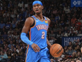 包含今夜荷甲传出新动向，俄克拉荷马雷霆内部沟通，管理层表态——赛场秩序良好，医务组通报恢复的词条