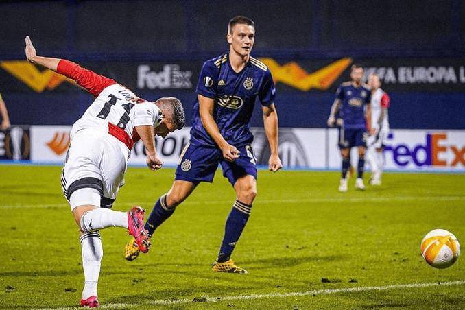 关于荷甲倒计时;费耶诺德今晨回应争议;细节引发关注;压力陡增;阵容厚度经受考验的信息 关于荷甲倒计时;费耶诺德今晨回应争议;细节引发关注;压力陡增;阵容厚度经受考验的信息