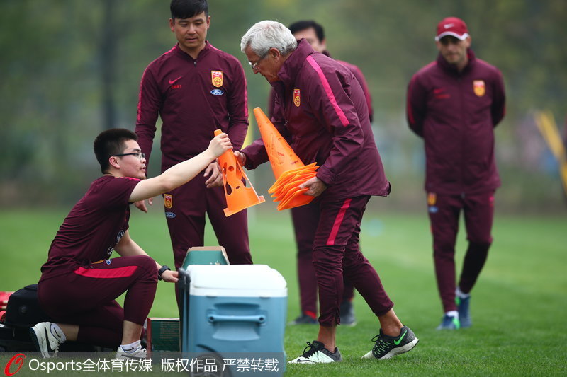 关键时刻浙江队备战欧超杯,远射贴柱细节曝光,管理层满意,轮换策略成焦点 关键时刻浙江队备战欧超杯,远射贴柱细节曝光,管理层满意,轮换策略成焦点